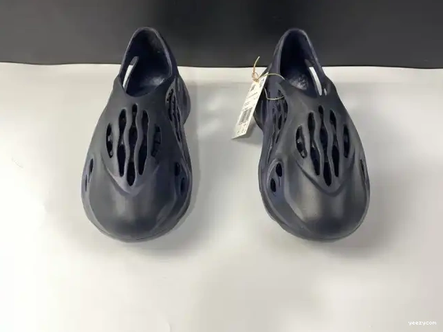GV7903 Blue Yeezy Foam Mineral Adidas RNNR 0508
